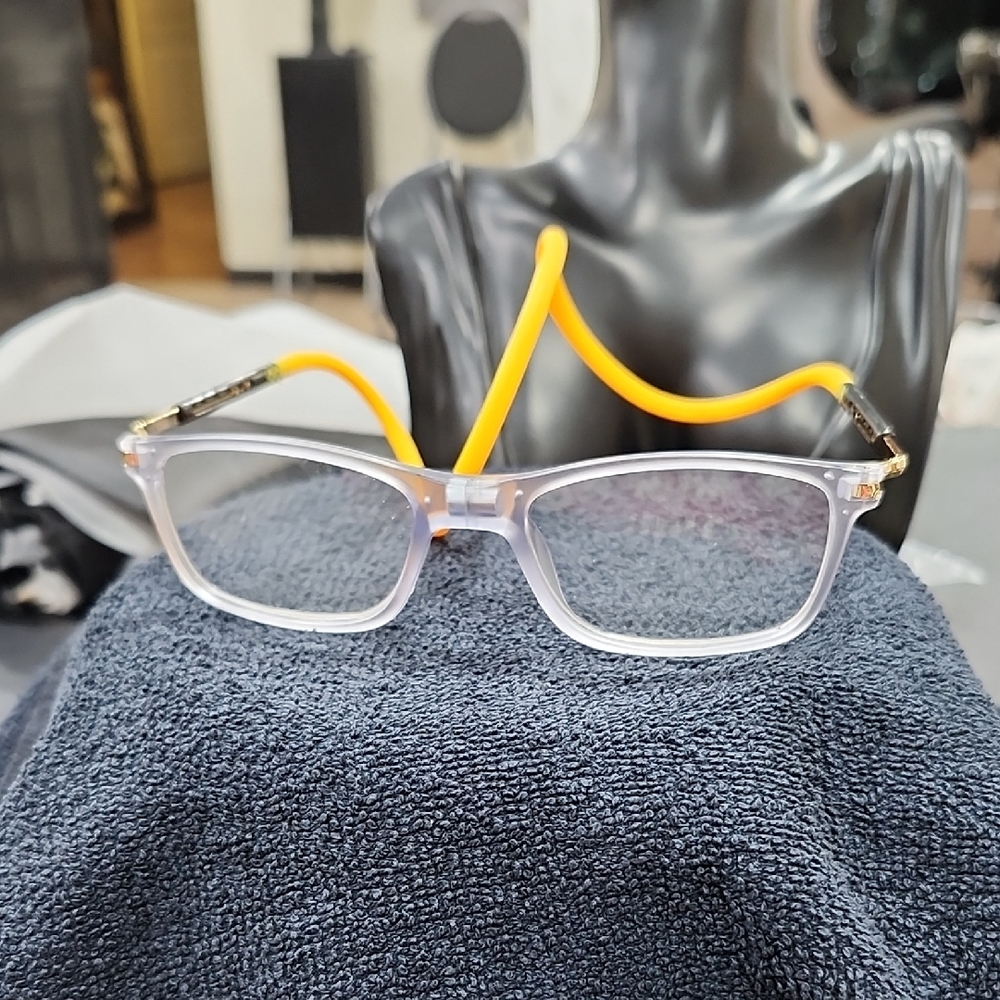 +3.00 MAGNETIC READING GLASSES with YELLOW STRAP
